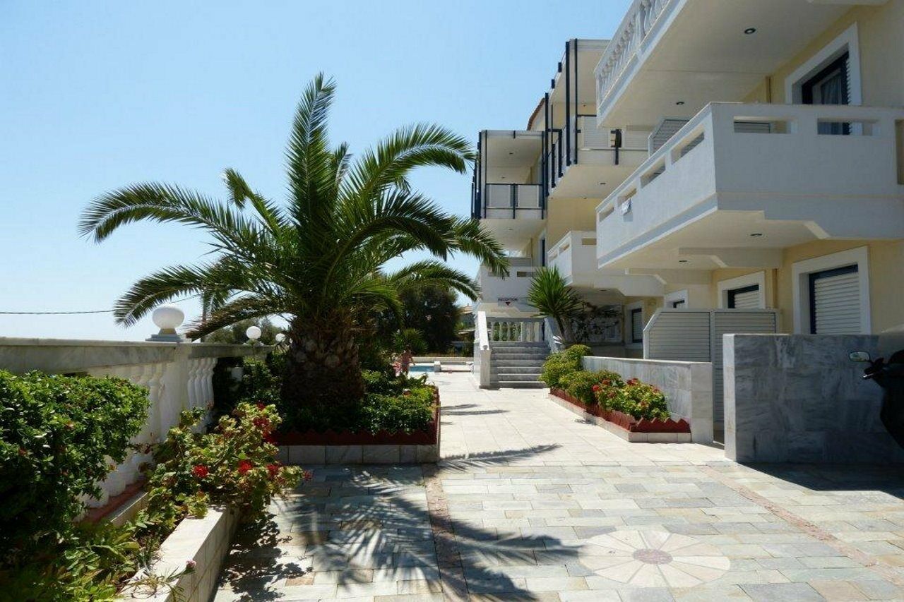 Ostria Seaside Studios And Apartments Katarraktis  Bagian luar foto