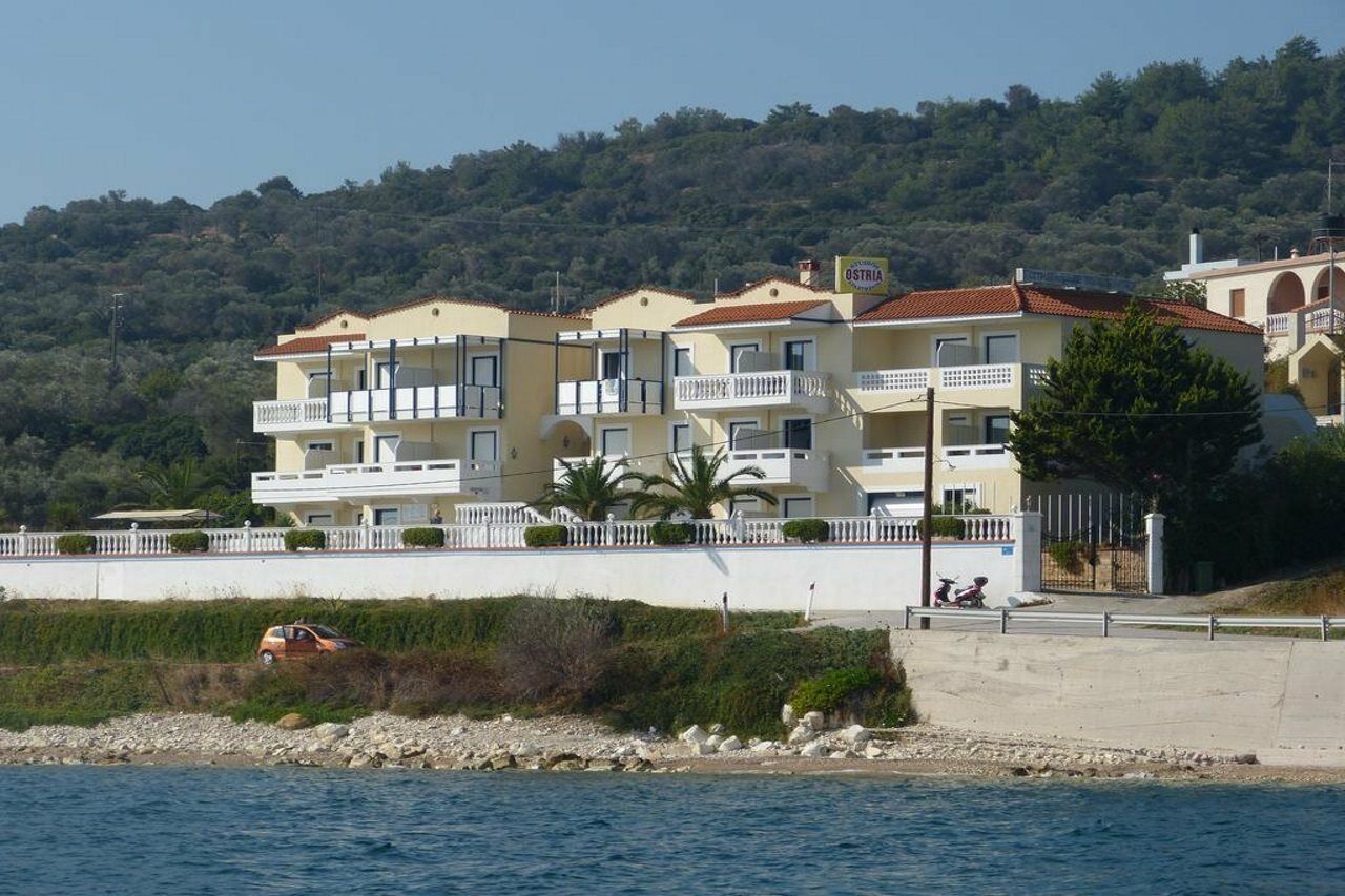 Ostria Seaside Studios And Apartments Katarraktis  Bagian luar foto